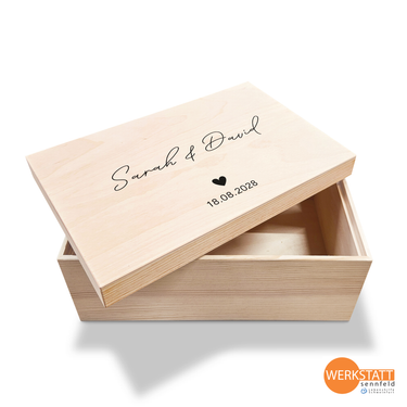 Erinnerungsbox Hochzeit mit Wunschname klein - Motiv Herz