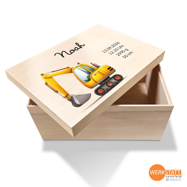 Erinnerungsbox Baby mit Wunschname groß - Motiv Bagger
